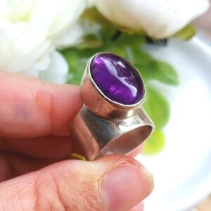 Vintage Unique Chunky Art Deco Style Amethyst Cabochon Asymmetrical Silver Ring
